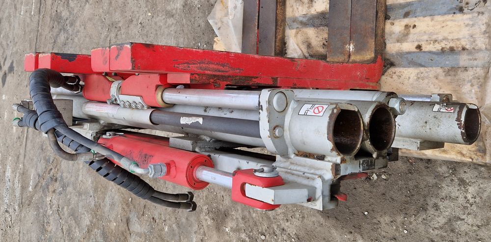 Paletyzer na dwie palety Durwen DPK30C podwójny paletyzer, widły do palet